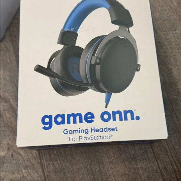Game Onn PlayStation headset - Picture 1 of 2